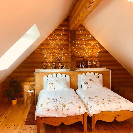 Neizhig Koad Petit Nid En Bois Villa Peaule Exteriör bild